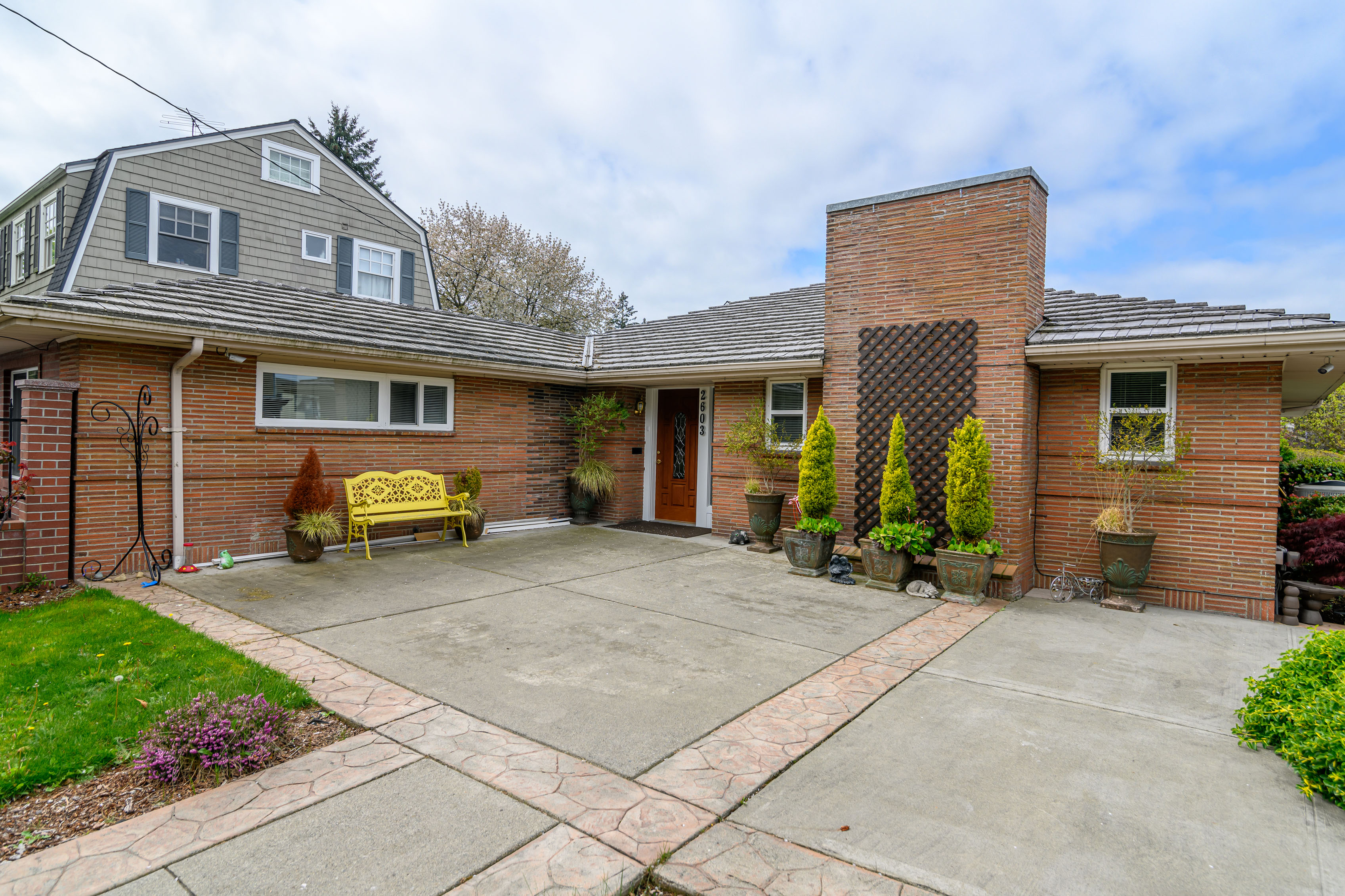 Alki Adult Family Home